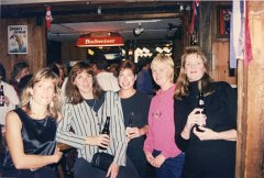 1998-reunion-039-ann-linda-audrey-dina